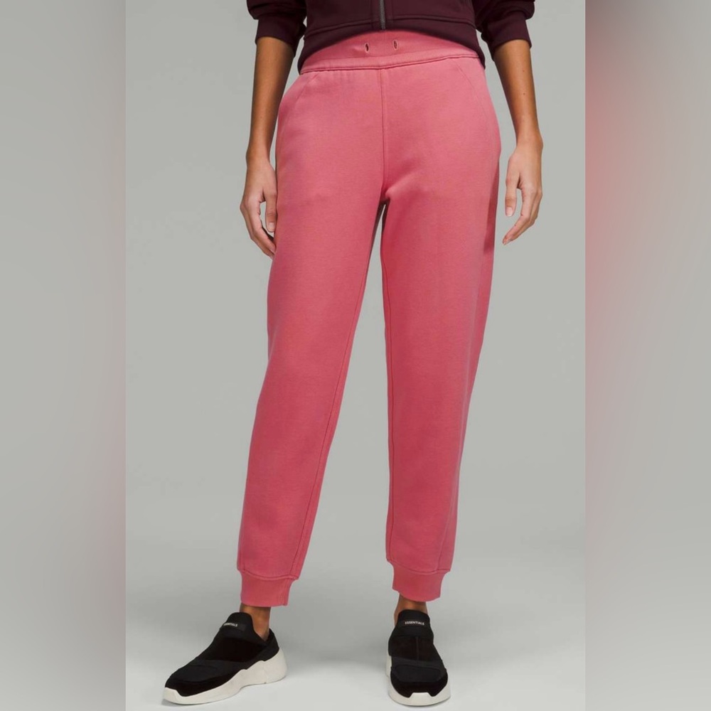Lululemon Scuba Jogger Pink Blossom Size 6